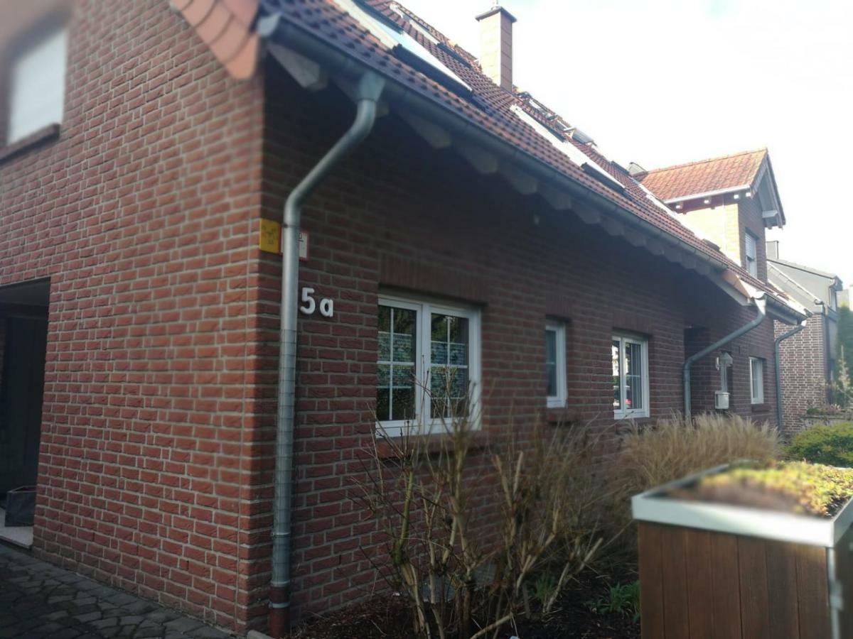 Le Casa De Jeune Düsseldorf Exteriör bild