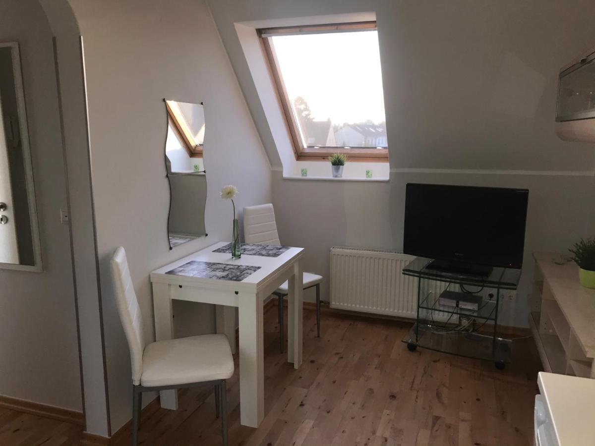 Le Casa De Jeune Düsseldorf Exteriör bild